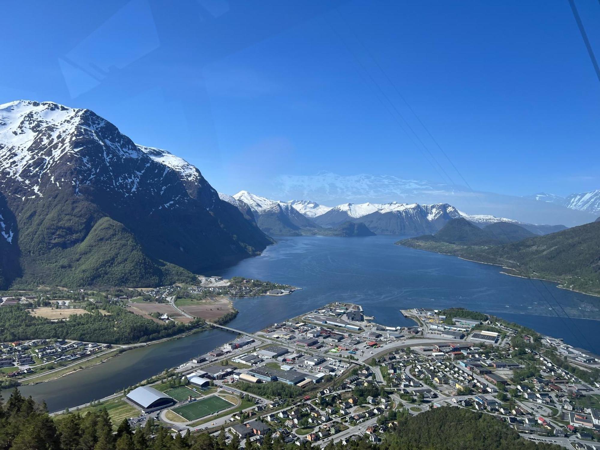 Andalsnes Gustehouse Apartamento Exterior foto